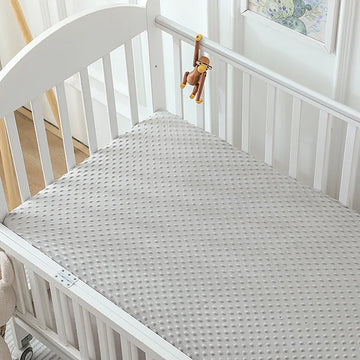 drap housse bébé gris bleu rose jaune motif points polyester coton quatre saisons douillet