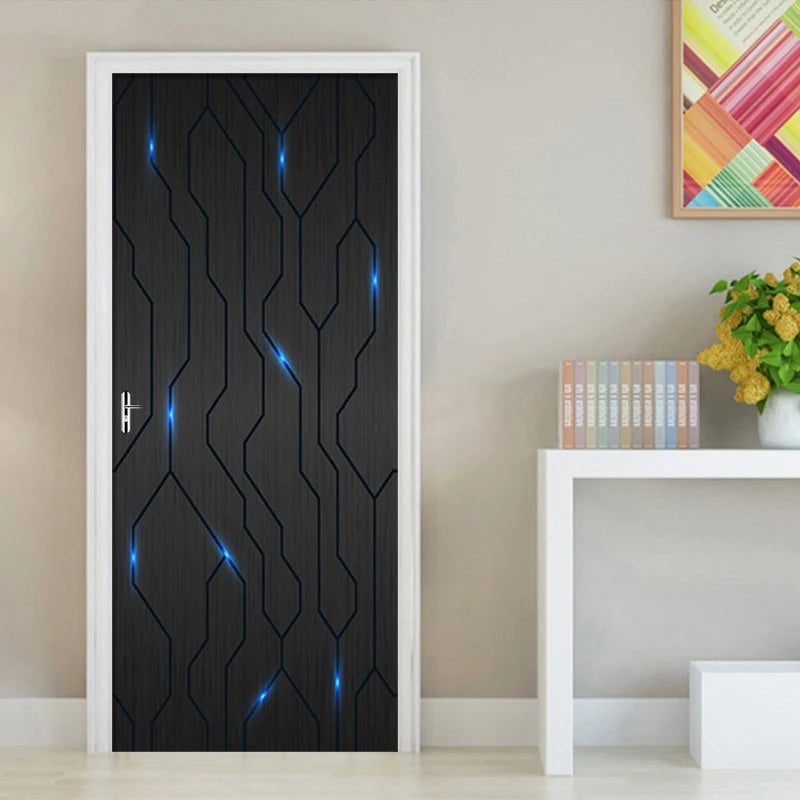 Application d'autocollant de porte 3D sur un réfrigérateur dans une cuisine