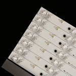 plaque led transparente blanche moderne connecteurs fixations téléviseur blanc