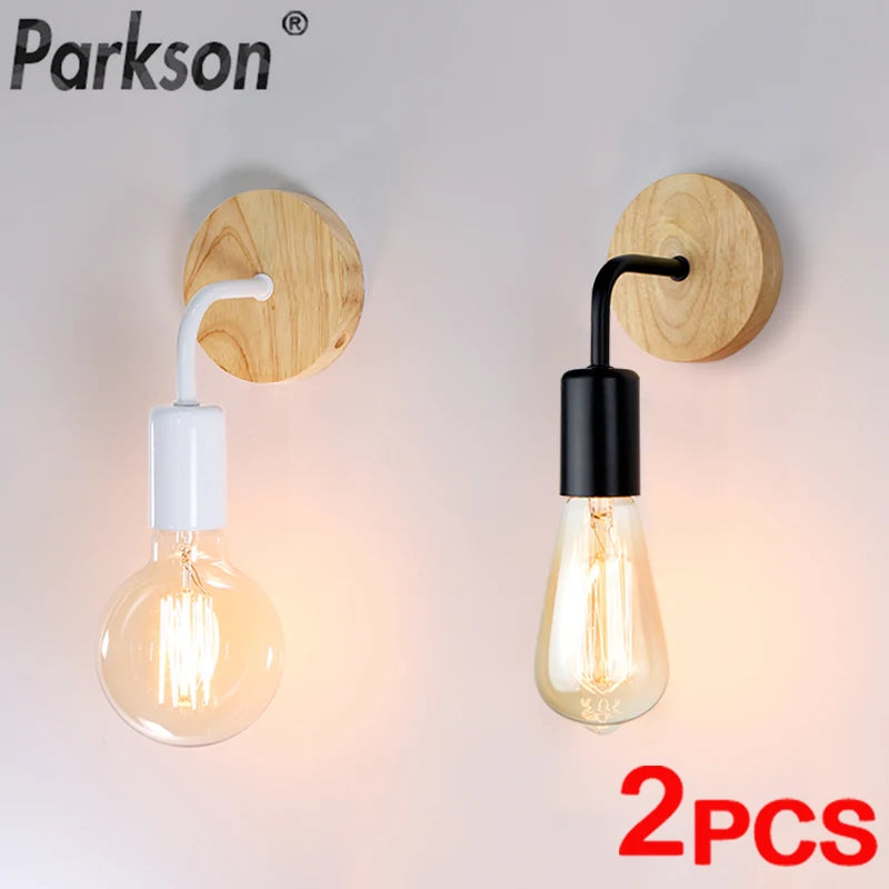 lampes murales modernes industrielle bois clair noir blanc ampoule transparente filament apparent deux pièces