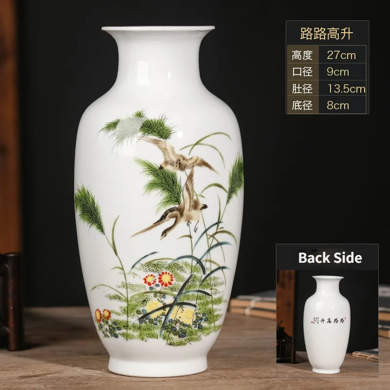 vase traditionnel chinois porcelaine peinture motifs paysagères fleurs blanc decoration maison aménagement interieur ceramique