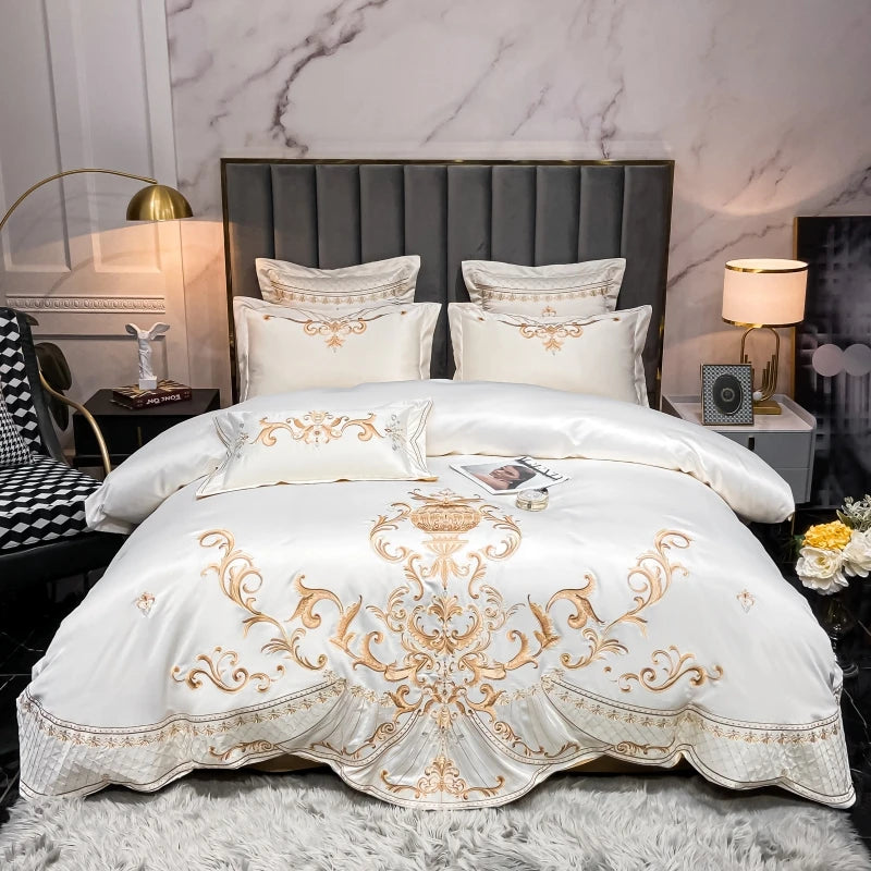 Housse de couette satin coton blanc perle avec broderie or Royal - vue d'ensemble