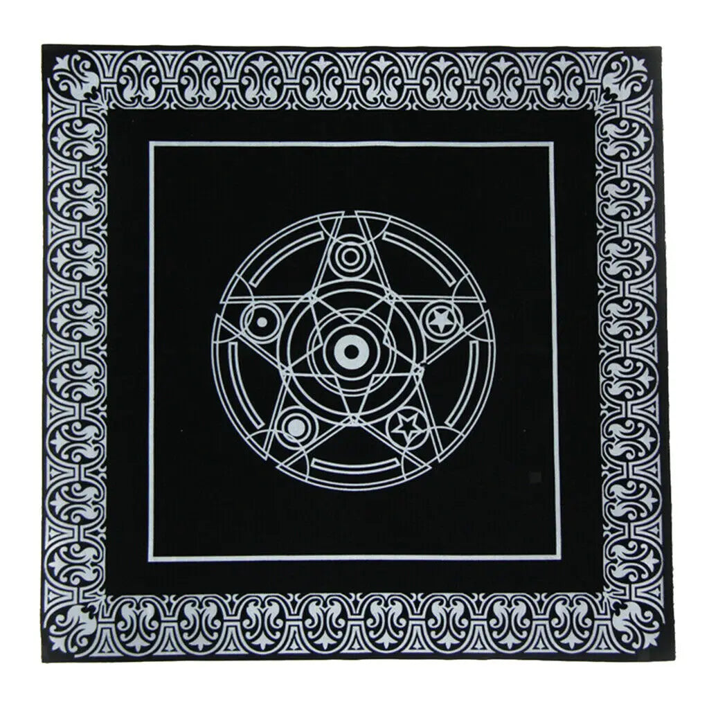 tapisserie pentagramme motif floral noir blanc decoration esoterique 49cm 49cm