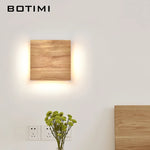 lampe murale moderne bois naturel clair éclairage quotidien chambre cuisine salle manger fixée mur