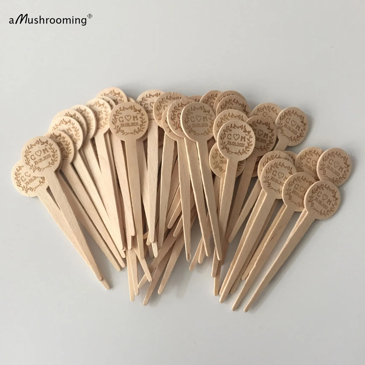 pics gâteau bois gravure fleur initiales date mariage rustic champetre cupcake pâtisserie 100 pièces