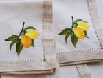 serviette classique brodée citrons blanc beige table restaurant decoration