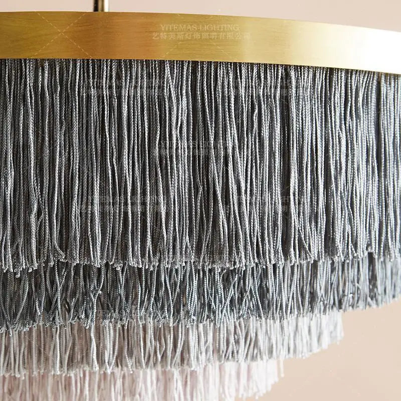 suspension lumineuse franges moderne or blanc gris élégant chambre fille lumière bohème