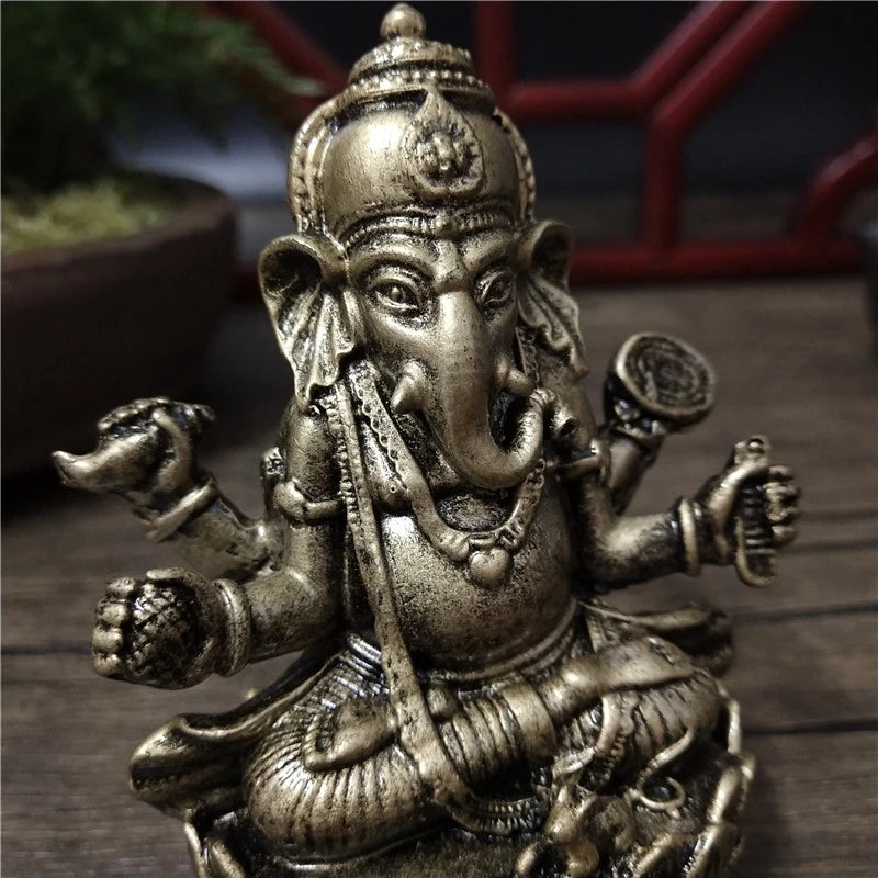 statue ganesha bronze détaillée motifs traditionnels bouddhiste artisanat décoration intérieure figure éléphant