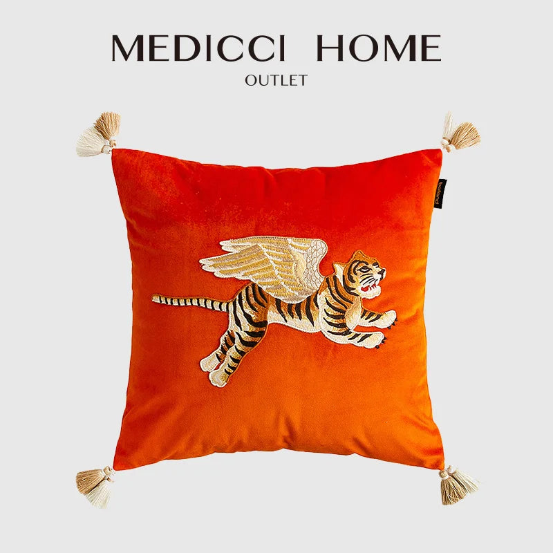 coussin carré vert foncé monogramme blanc velours tassel beige moderne brodé environnemental taie d'oreiller