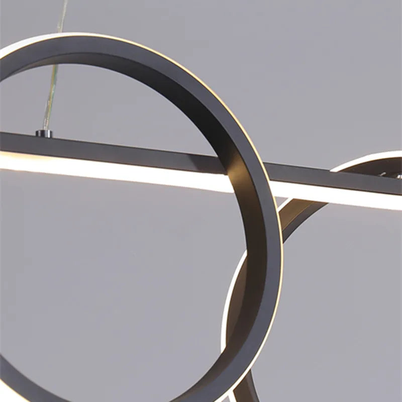 suspension lumineuse moderne blanc noir circulaire contemporaine salon chambre hall
