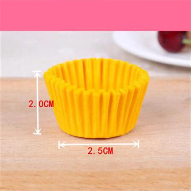 moules cupcakes papier orange rose blanc noir respectueux environnement plateaux fêtes simples coniques