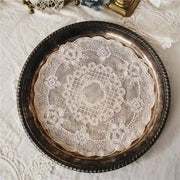 napperon dentelle fleur géométrique blanc rouge vintage shabby chic romantique table protection decoration 18cm