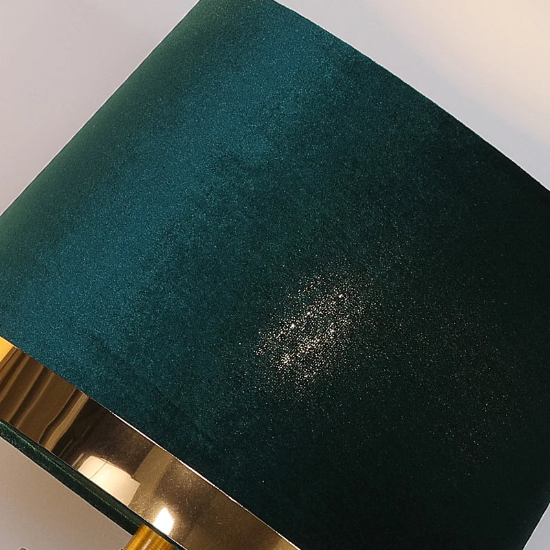 Abat-jour en tissu doré avec variantes de couleurs disponibles