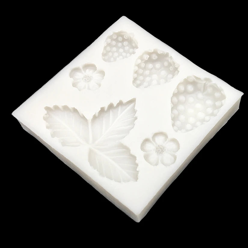 moule silicone fraises feuilles fleurs gâteau moderne pâtisserie naturelle decoration dessert cuisine facile utilisation