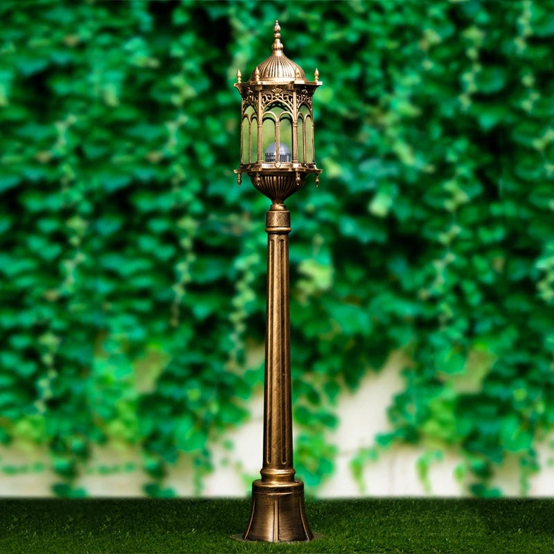 lanterne dorée classique motifs géométriques ip65 protection extérieure éclairage public aluminium opacité moderne