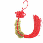 porte clés chinois artisanal rouge bleu royal motif traditionnel tissu satiné pompon métal