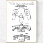 Ce brevet présente différentes vues d'un contrôleur de jeu conçu par Kenichiro Ashida, mettant en évidence les diverses fonctionnalités et caractéristiques de ce dispositif.
