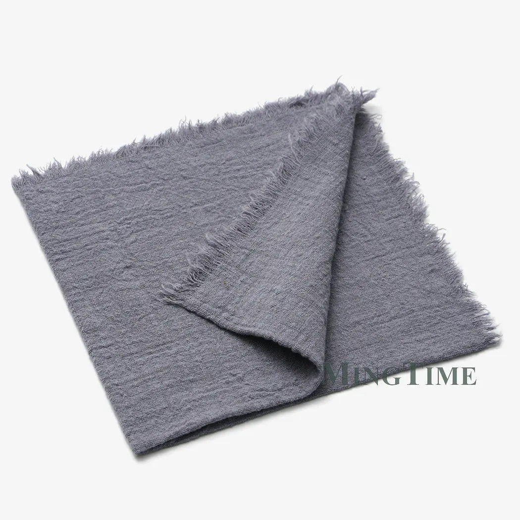 serviette table moderne gris rose pâle franges bord texture rugueuse opacité rustique