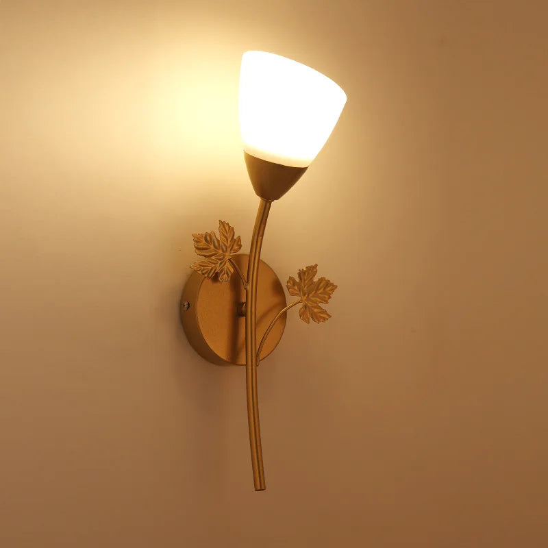 lampe murale deux têtes or feuilles décoratives abat jour opaque cuisine chambre coucher entrée
