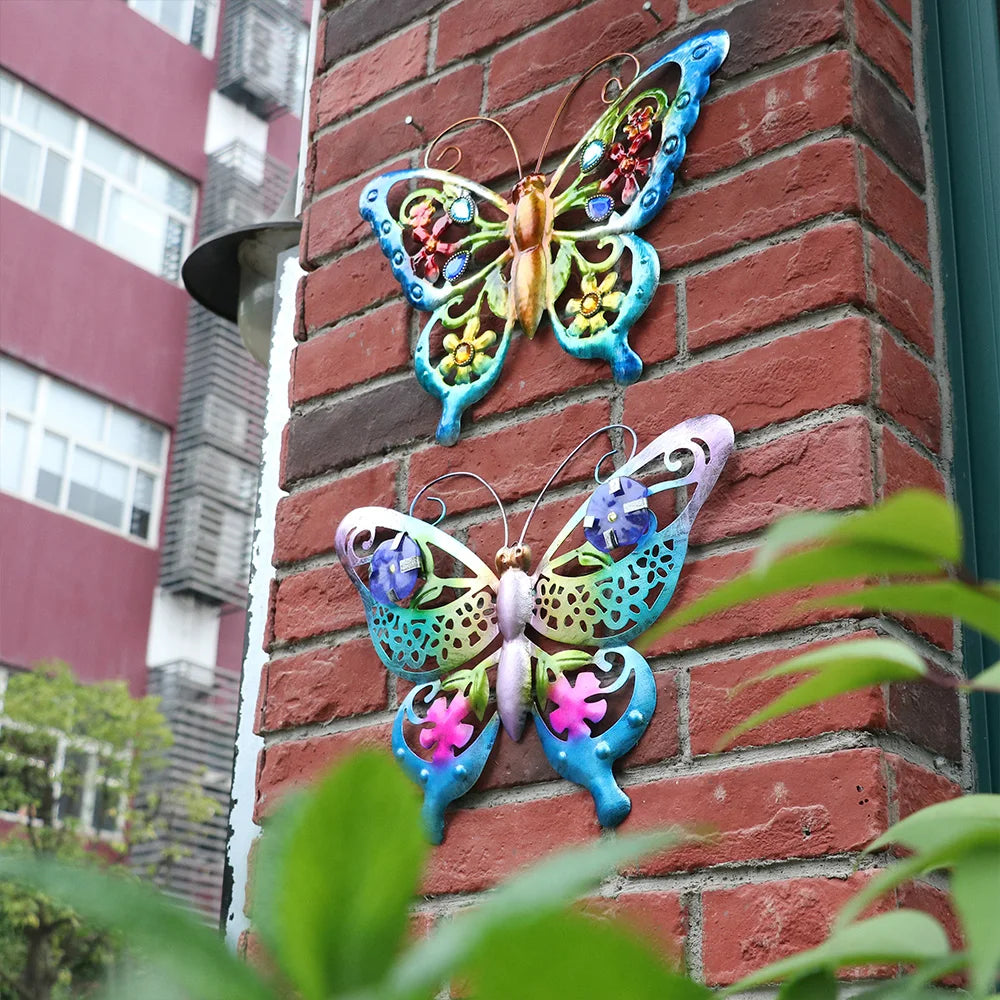 décoration murale papillon métal coloré sculpture jardin artistique grande œuvre d'art translucide