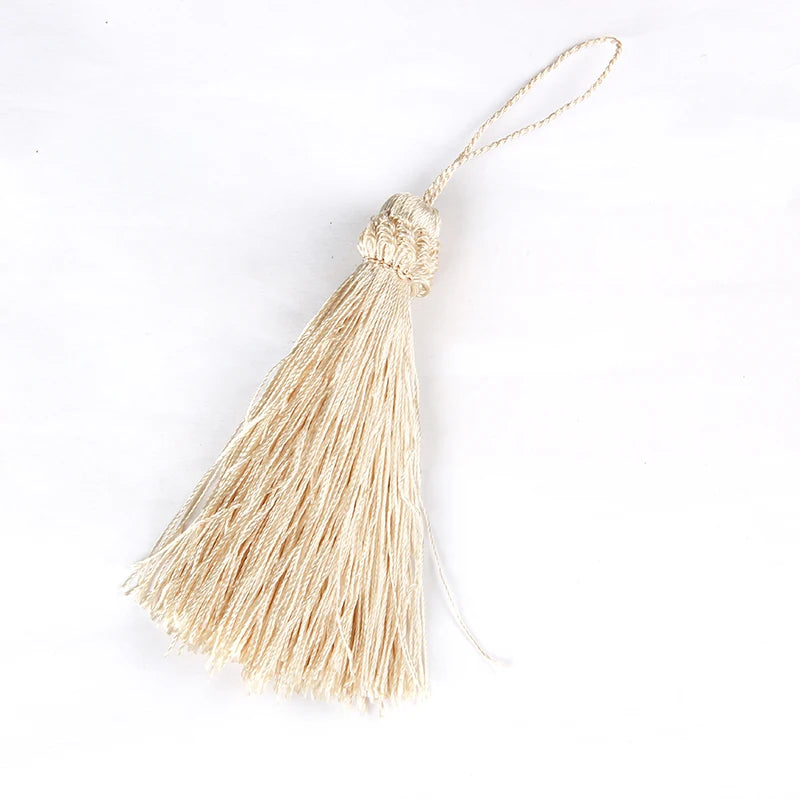 pompons décoratifs tissés opaques traditionnels couleur beige doré rouge blanc cassé violet rideaux vêtements