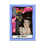 L'image montre une illustration colorée d'une femme au visage peint avec des éléments fantastiques et une tour en arrière-plan, le tout encadré sous le titre "The Tower".