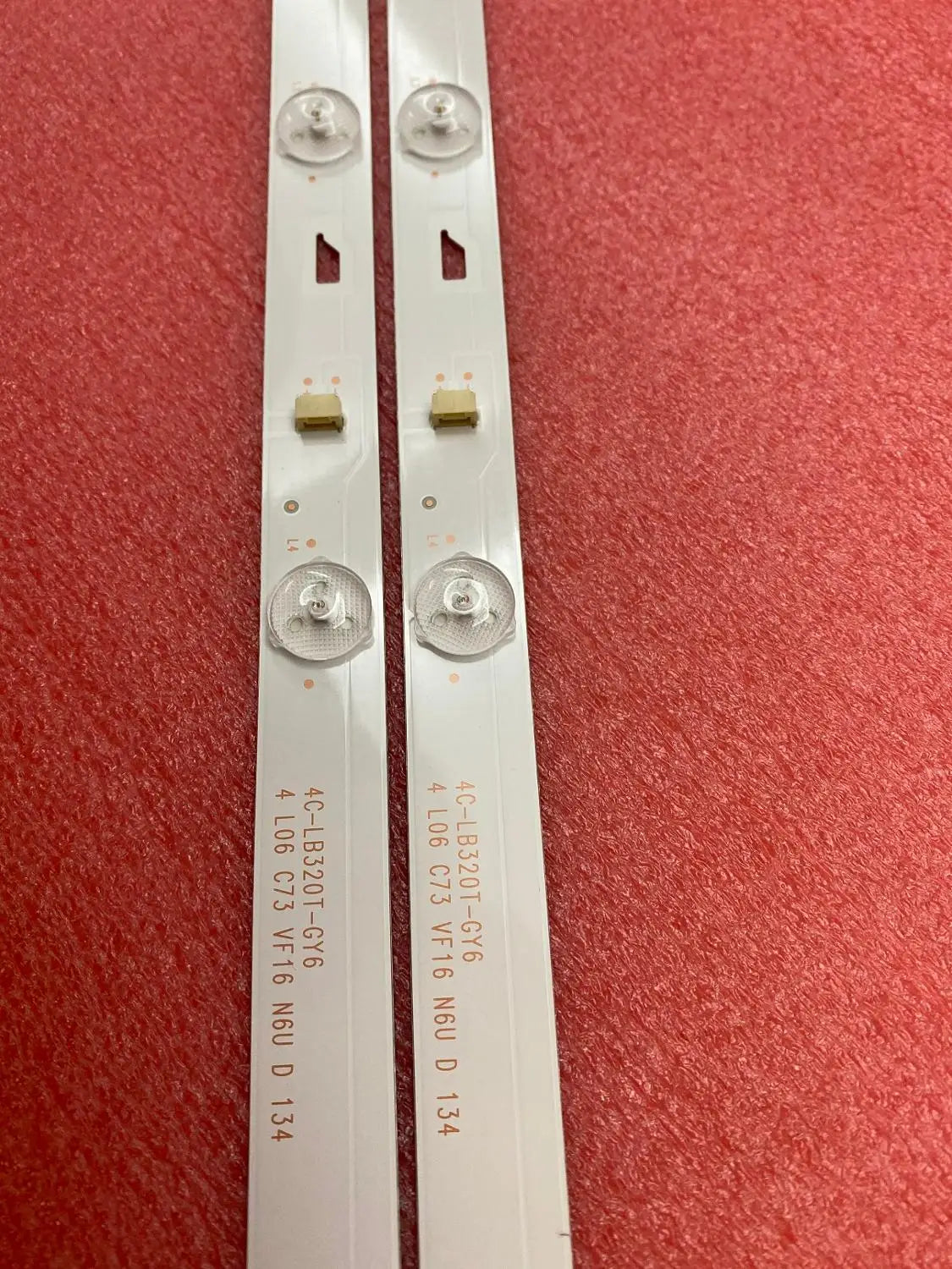 plaques métal blanc lisses industrielle perforations chambre led bande smd