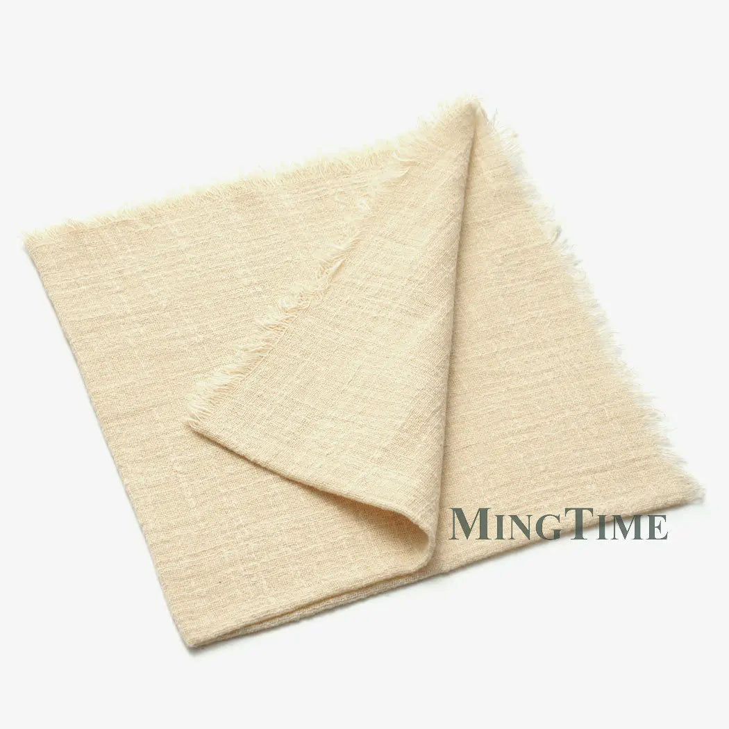 serviette table moderne gris rose pâle franges bord texture rugueuse opacité rustique