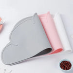 assiettes forme nuage silicone imperméables adhésives animaux gris rose bleu blanc moderne
