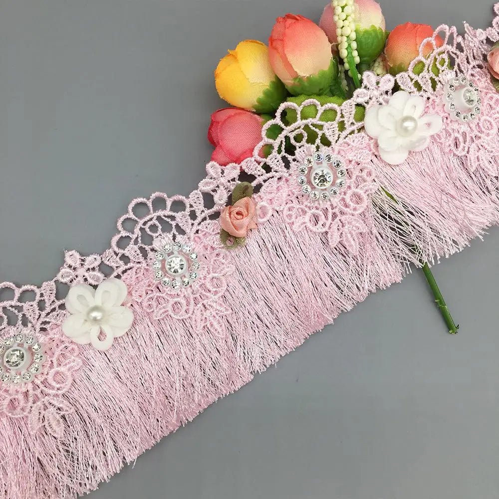 ruban dentelé franges fleurs artificielles noir blanc rose pâle vintage romantique mariage