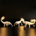 lampe murale caméléon résine texture animale chambre moderne éclairage décoration filaire blanc