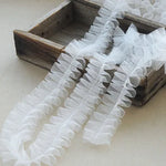 ruban tulle dentelle franges semi transparent rose clair rouge decoration tissu maille ecologique