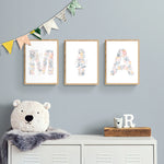 Décoration murale moderne avec motifs licornes et fleurs