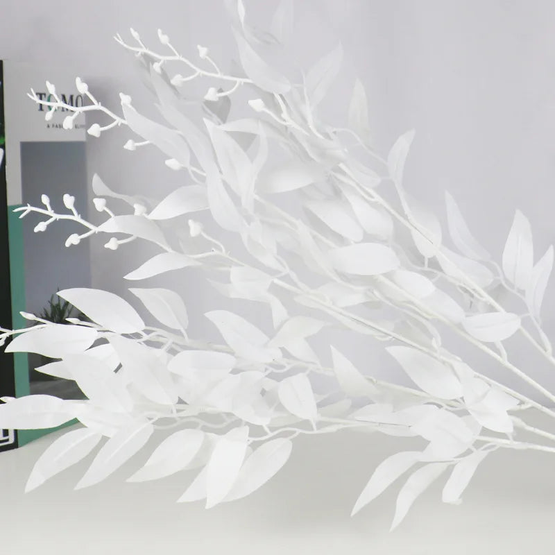 branches décoratives fleurs artificielles vertes blanches modernes décoration mariage maison vases