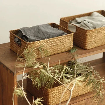 paniers rangement marron clair tissés rustiques poignées stockage respectueux l'environnement