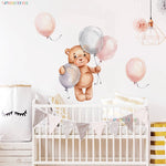 Sticker mural ours brun avec ballon pour chambre bébé