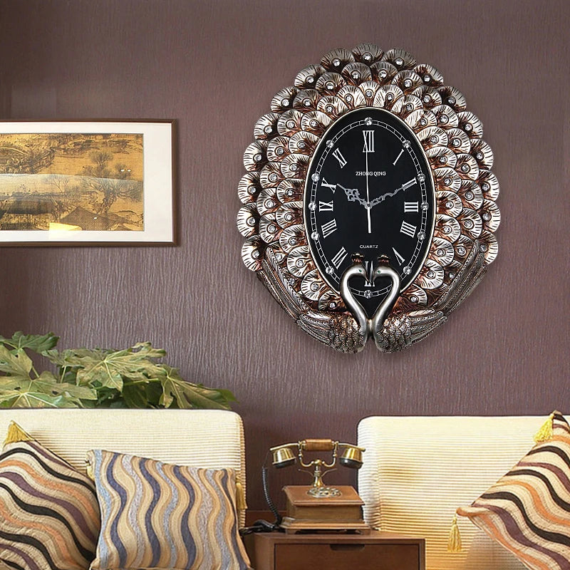 horloge murale art déco plumes paon strass solaire résine noir argenté unique