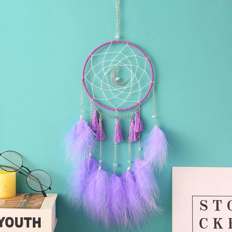 attrape rêves bleu clair gris plumes wicker boho chic chaines métalliques ornemental suspension décoration