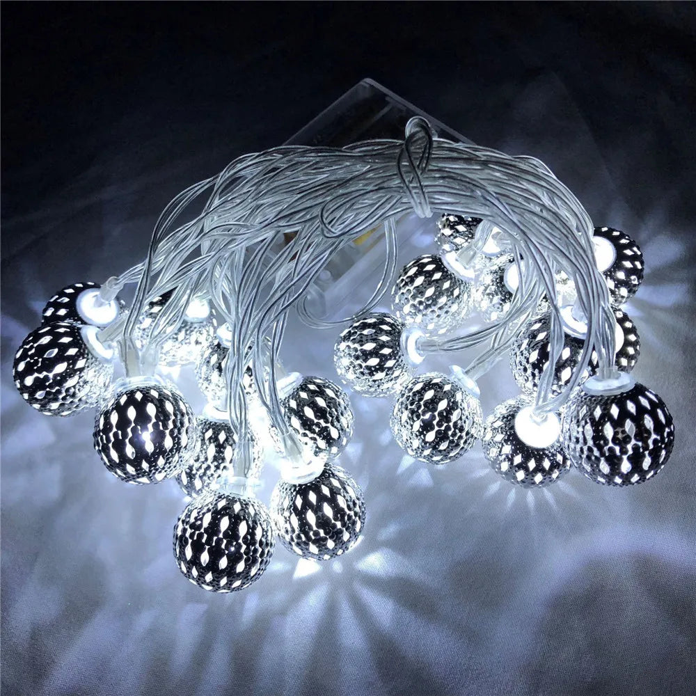 guirlande lumineuse multicolore perfo géométrique moderne décoration extérieure intérieure anniversaire noël mariage