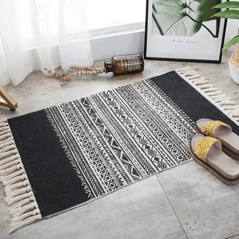 tapis géométrique boho beige noir triangles losanges antidérapant lavage machine main chambre salon prière