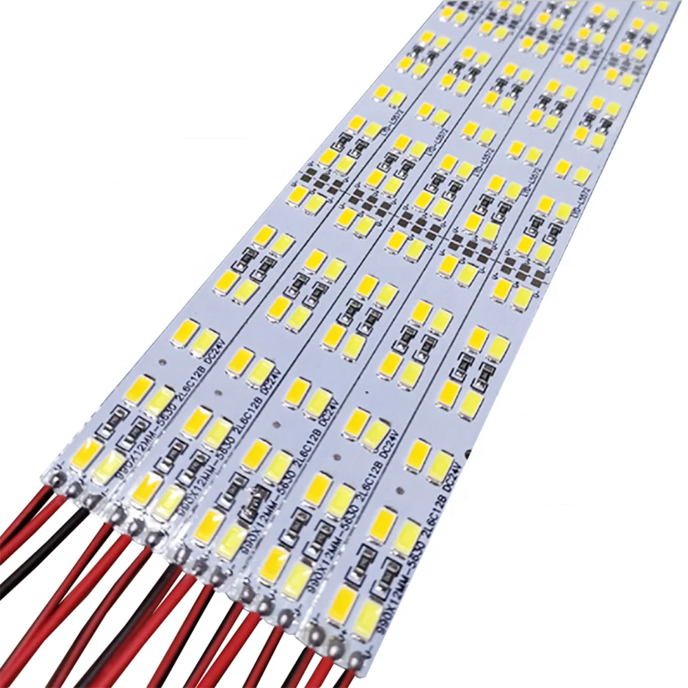 ruban led blanc mat éclairage intérieur moderne connecteurs électriques tension continue douze volts