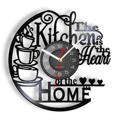Horloge murale cuisine design abstrait en blanc sur mur moderne