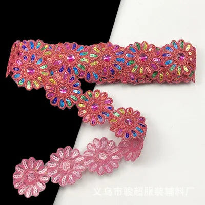ruban décoratif fleurs strass brodé polyester rose bleu orange jaune marron opacité 6cm large