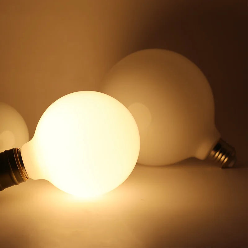 Ampoule LED blanc opale E27 moderne 2700K 6500K G95 G125intérieur salon chambre coucher