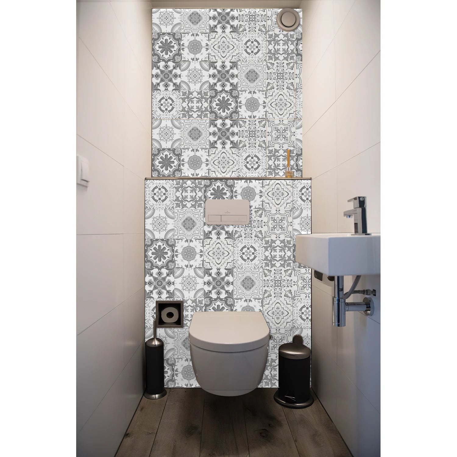 Application facile des stickers carrelage sur surface lisse