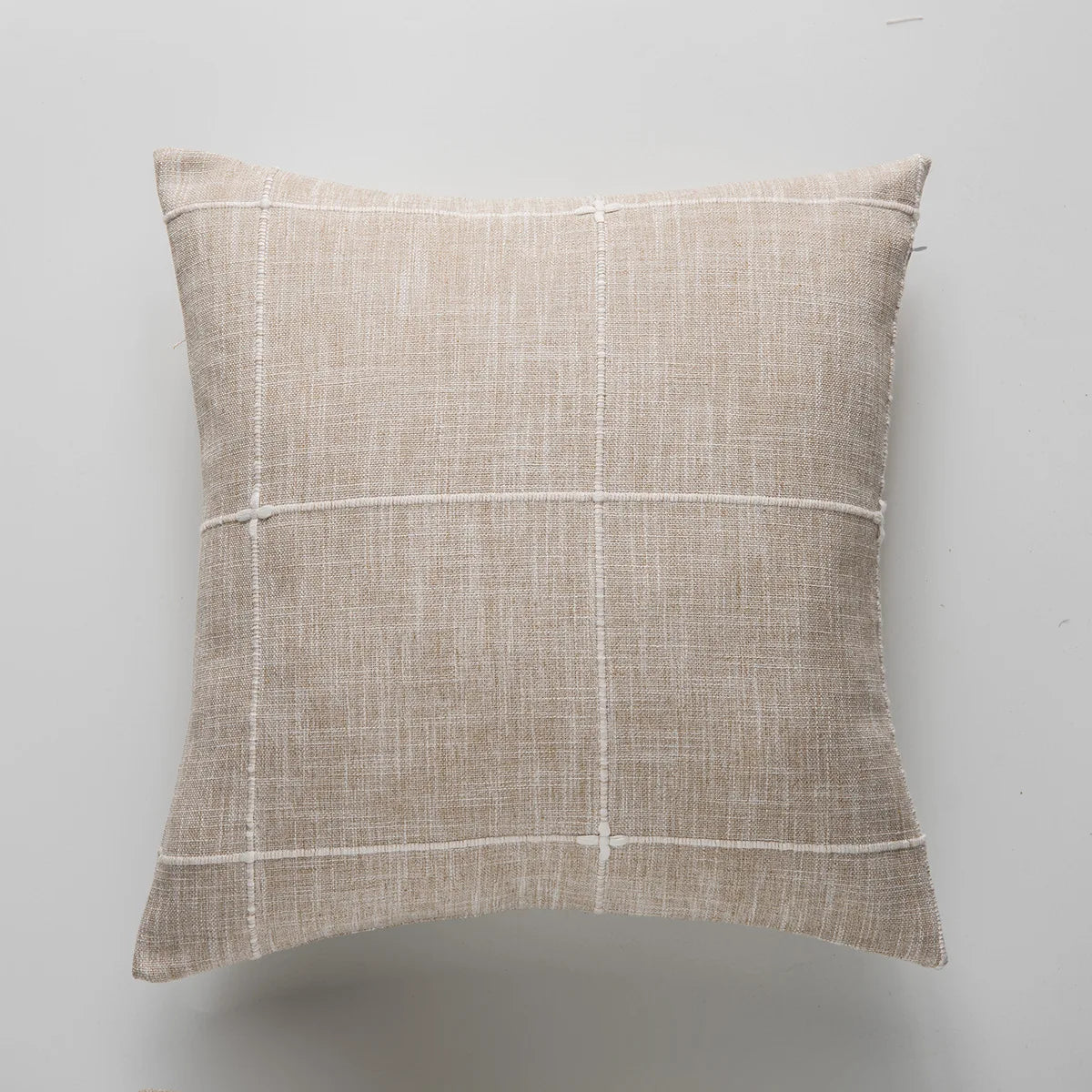 coussin carré coton lin 60x60cm motif carreaux moderne beige gris décoratif