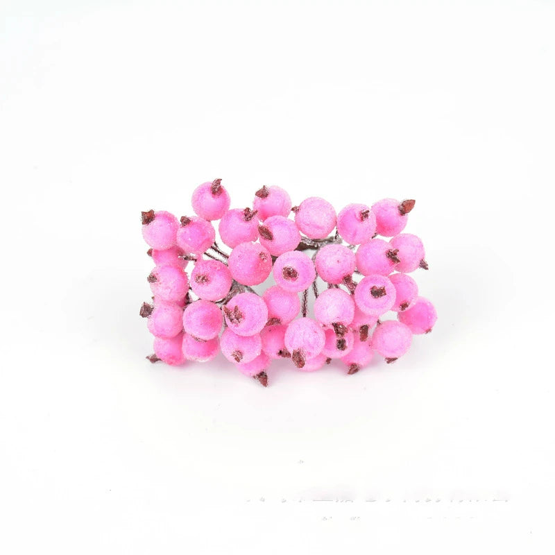 décoration intérieure bouquets artificiels baies colorées tiges fines brillantes maison fête anniversaire