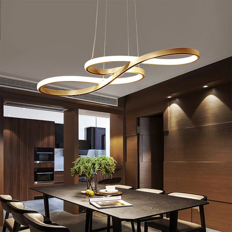 Suspension lumineuse moderne or blanc noir contemporain fixée chaînes
