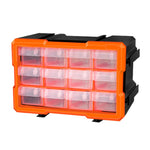 Boîte de rangement outils en plastique argenté sur étagère de décoration