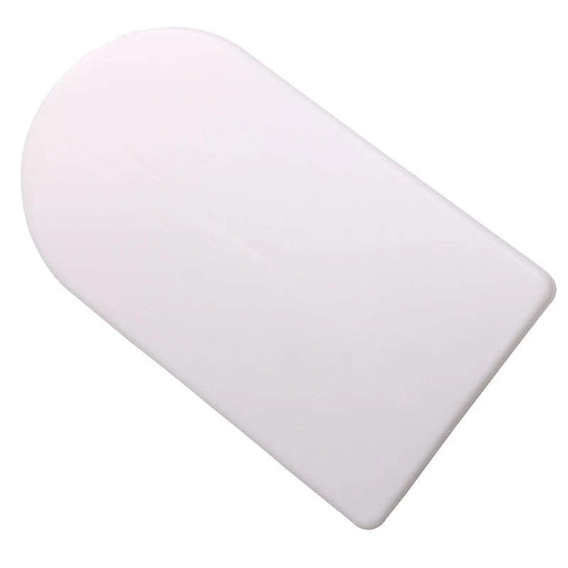 outils pâtisserie spatules blanc jaune plat lisse fondant décoration gâteau accessoire cuisine pratique moderne